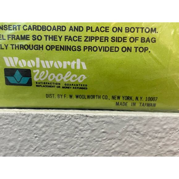 Woolworth Vintage Jumbo Vinyl‎ Dress Bag Retro Floral MCM Garment New Old Stock - Picture 6 of 6